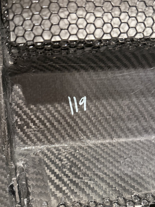 2024 BMW M3 M4 G80 G82 FRONT BUMPER CARBON FIBER GRILLE *CRACK/SCUFFS PICS 5-9*