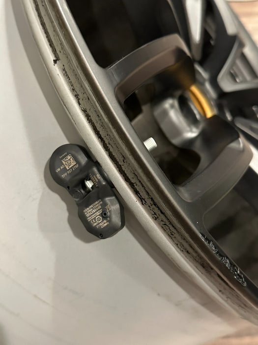 LAMBORGHINI HURACAN LP 610 AUDI R8 REAR FACTORY RIM MIMAS STYLE 4T0 601 017 C