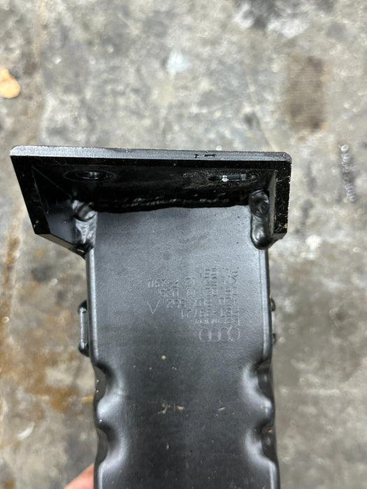 2014 AUDI R8 OEM FRONT PASSENGER RIGHT BUMPER BRACKET 420807552 420 807 552