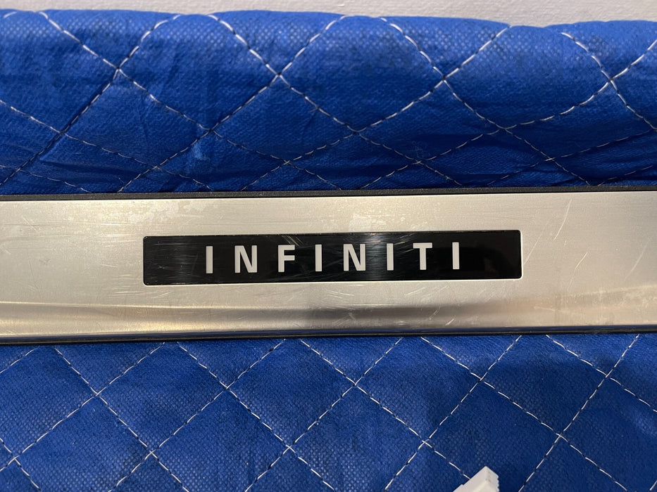 2017 INFINITI Q50 RED SPORT FRONT LEFT RIGHT ILLUMINATED KICK PLATES OEM *SCUFFS