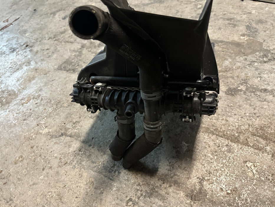 2017 AUDI R8 V10 FRONT LEFT RADIATOR A/C CONDENSER 4S0 816 411 4S0 121 252 B