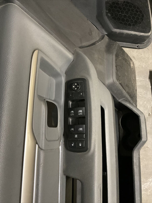 2017 RAM 3500 SLT MEGA CAB  FRONT REAR CLOTH SEATS & DOOR PANEL~COSMETIC DAMAGE~