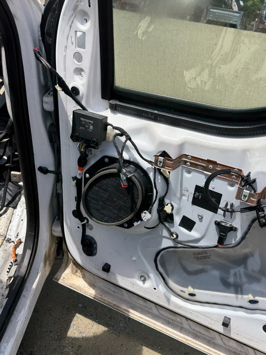 2017-2022 FORD F250 F350 F450 KING RANCH WHITE FRONT PASSENGER RH DOOR (UG, H5)