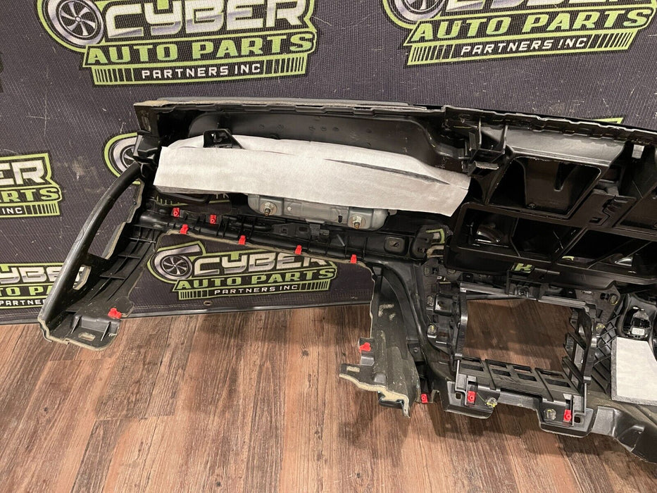 2020 BMW M4 F82 DASH DASHBOARD PANEL W/ BAG OEM *MINOR FLAW/READ*