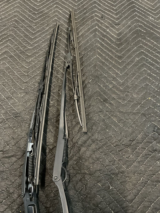 2014 NISSAN 370Z CONVERTIBLE WINDSHIELD WIPERS OEM 2009-2020