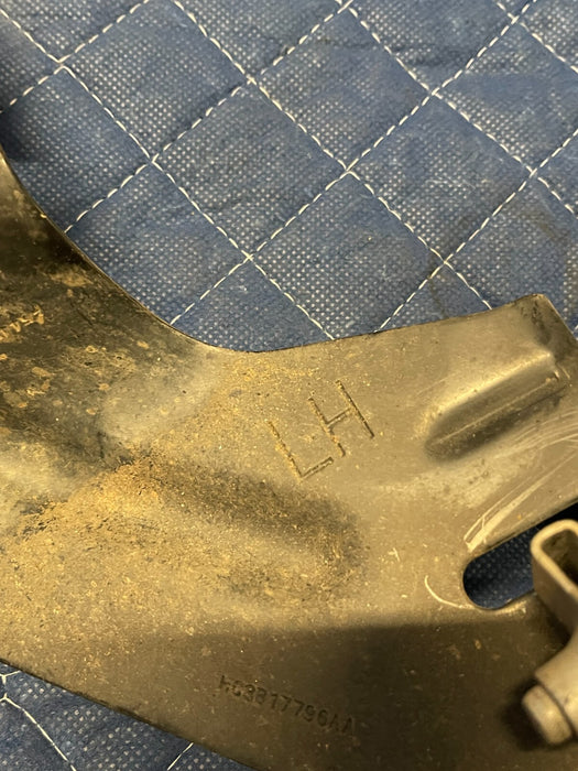 2020 FORD F250 F350 DRIVER LEFT FACE BAR MOUNTING BRACKET OEM