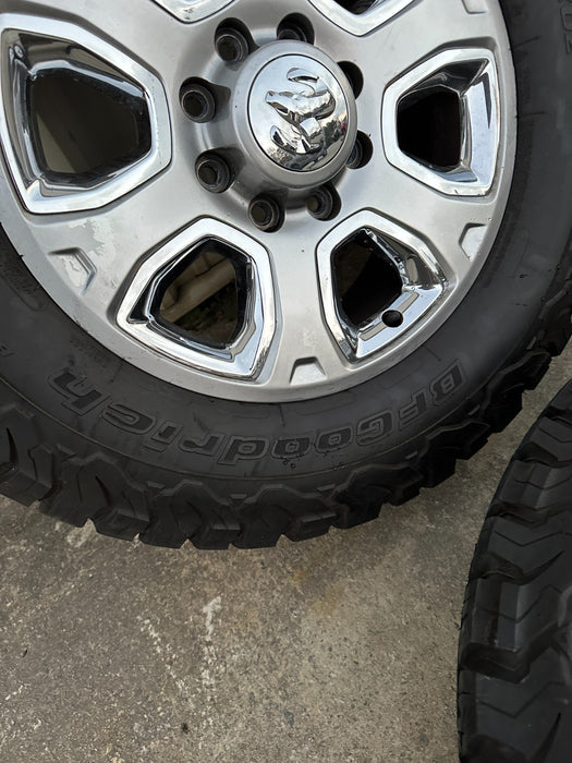 2015 DODGE RAM 2500 WHEEL TIRE RIM SET OEM 8X20
