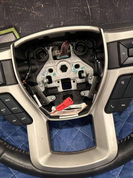 2017-2019 FORD F250 F350 LARIAT ADAPTIVE STEERING WHEEL W/ CRUISE CONTROL OEM