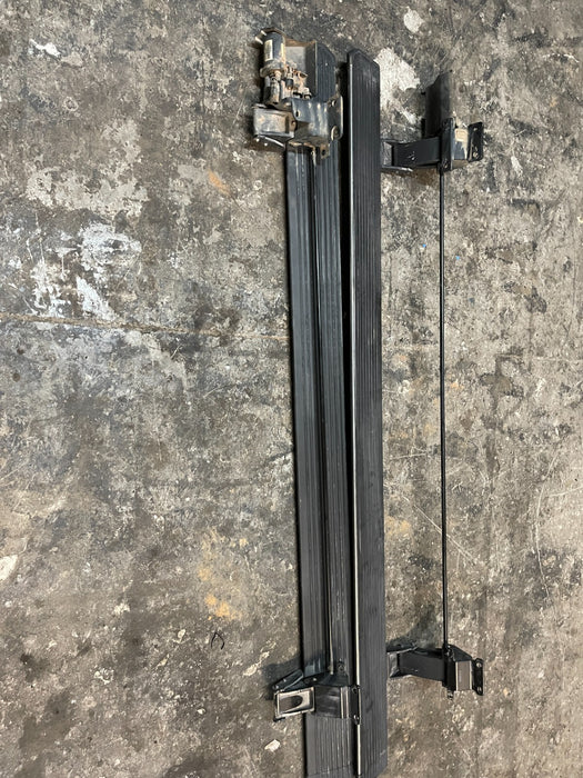 2017-2021 FORD F250 F350 F450 RIGHT POWER RUNNING BOARD  FACTORY OEM ~WEAR~