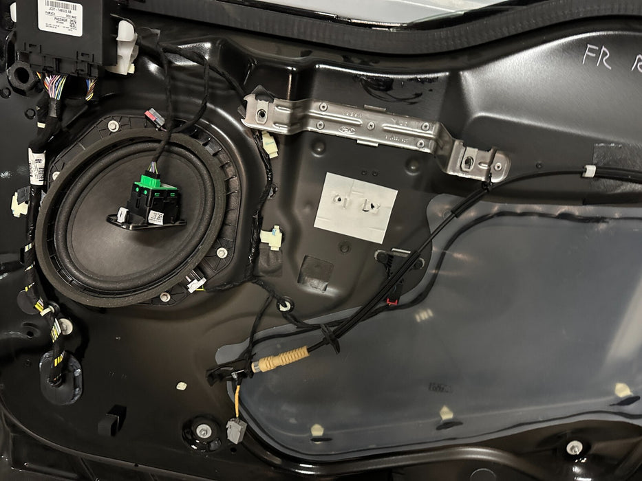 2017 2022 FORD F250 F350 F450 FRONT RIGHT DOOR SHELL AGATE BLACK (UM) OEM