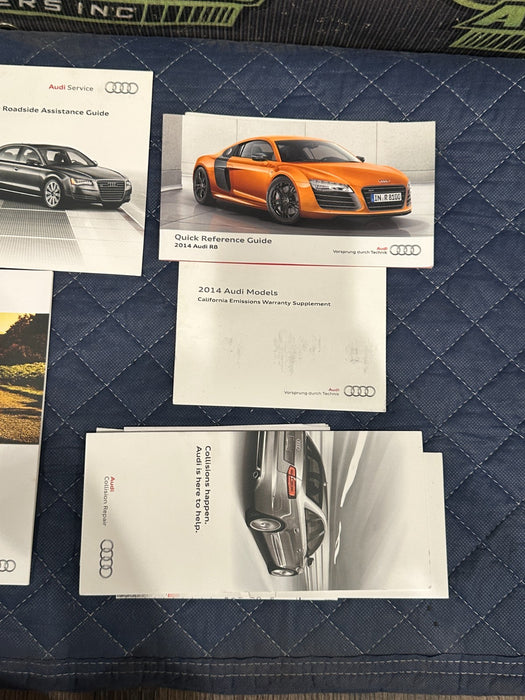 2014 AUDI R8 OWNER MANUAL BOOKLET SET GUIDE & LEATHER CASE OEM
