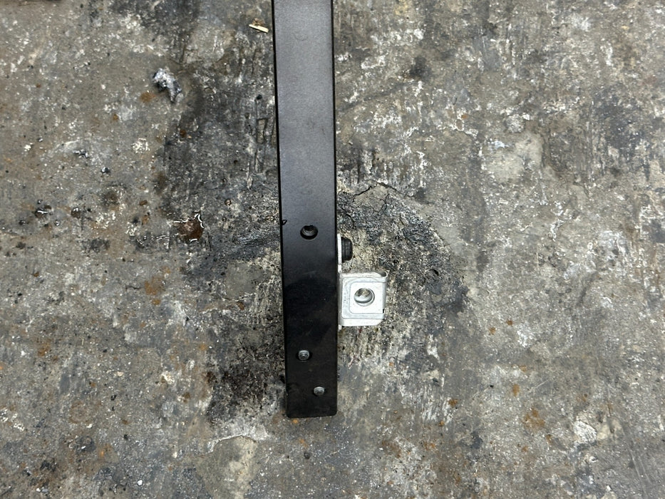 2014 AUDI R8 FRONT LEFT FENDER RADIATOR SUPPORT STRUCTURE MOUNT BRACKET OEM