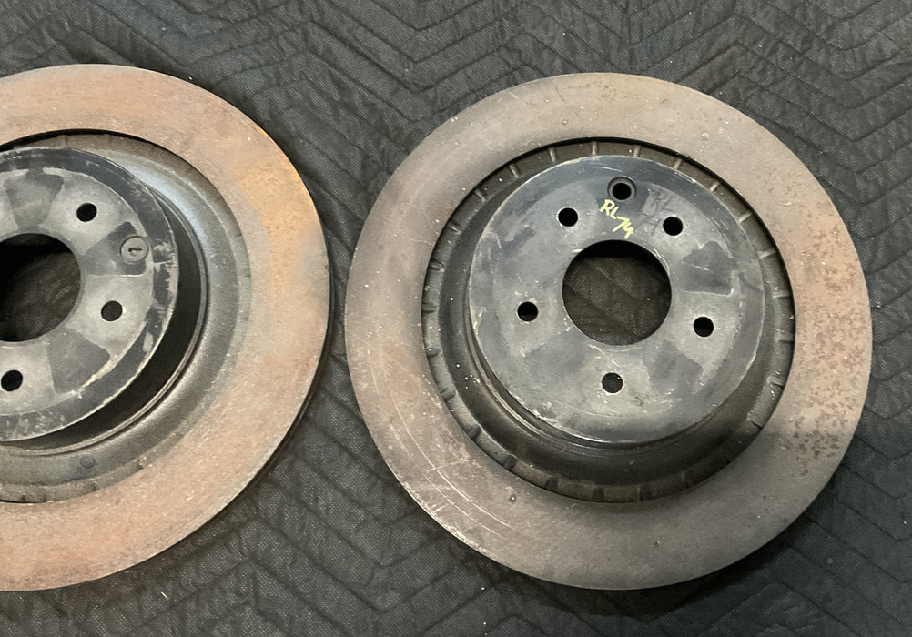2010 NISSAN 370Z REAR AKEBONO ROTOR OEM 2009-2020