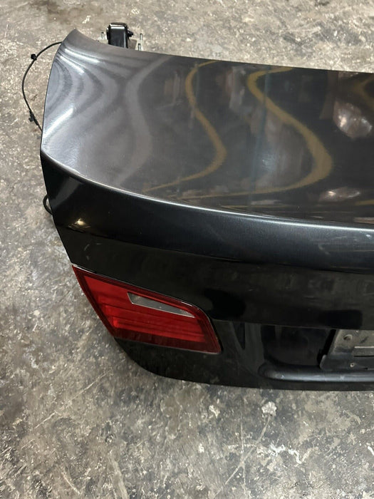 2011 BMW 550i F10 5 SERIES REAR TRUNK LID FULL ASSY DARK GRAPHITE METALLIC (A90)