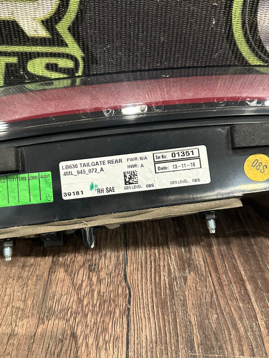 2018-2024 LAMBORGHINI URUS INNER RIGHT TAIL LIGHT OEM