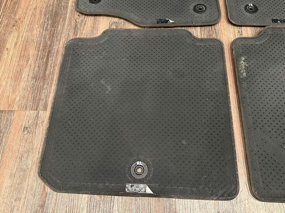 2020 LINCOLN NAVIGATOR FRONT REAR FLOOR MAT SET OEM *STAINS/WEAR/READ*
