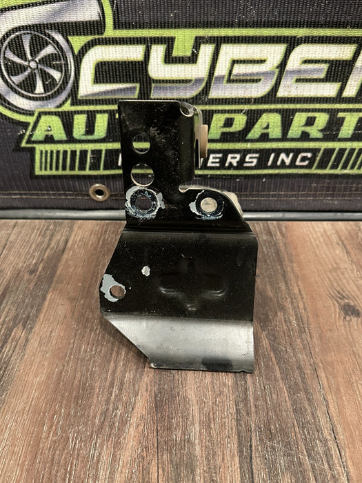 2018 AUDI R8 FRONT LEFT DEFORMATION ELEMENT MOUNTING BRACKET OEM 4S0 807 551 C