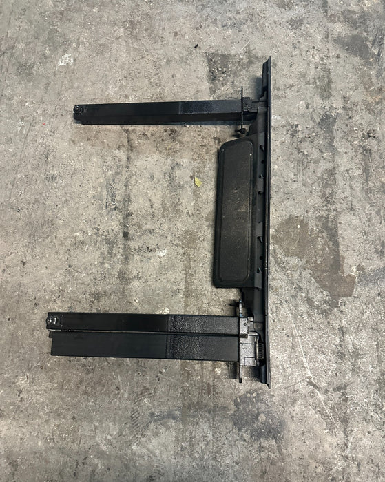 2017 2018 2019 FORD F250 F350 F450 TAILGATE STEP ASSEMBLY FL3Z-99402A48-AB