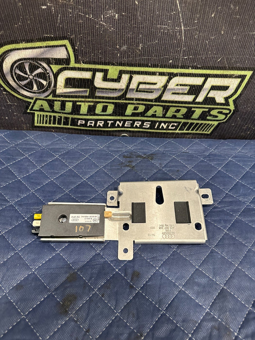 2014 AUDI R8  ANTENNA AMPLIFIER SWITCH BOX BRACKET 420 035 530 OEM