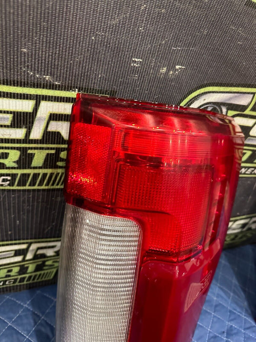 2017-2019 FORD F250 F350 F450 PASSENGER RIGHT BLISS LED TAIL LIGHT OEM  ~MINT~