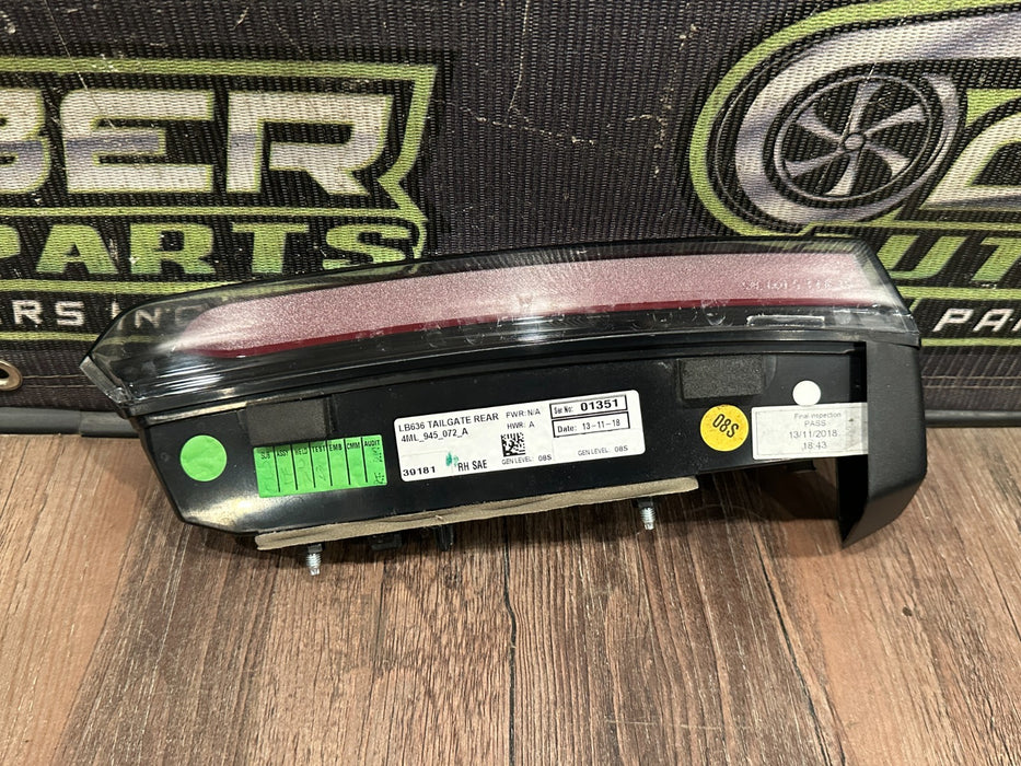 2018-2024 LAMBORGHINI URUS INNER RIGHT TAIL LIGHT OEM