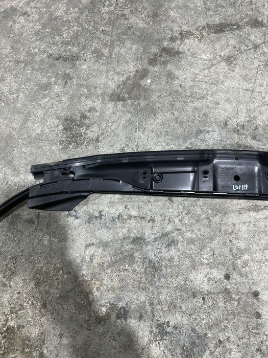 2024 BMW M3 M4 G80 G82 FRONT UPPER RADIATOR TRIM PANEL OEM 5164 8080626