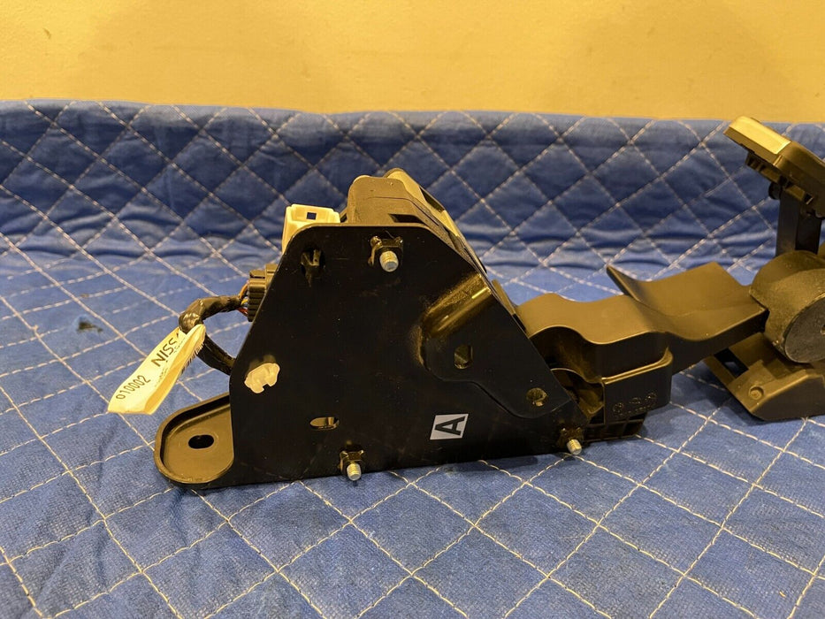 2017 INFINITI Q50 RED SPORT ACCELERATOR PEDAL/ GAS PEDAL OEM