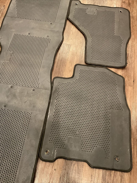 2017 DODGE RAM 2500 3500 INTERIOR FRONT REAR CARPET MATS OEM 1EH68/1PL44/1QW30