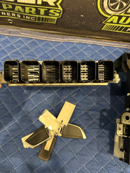 2024 BMW M3 M4 G80 G82 ENGINE BODY CONTROL UNIT ECU BCM KEY OEM