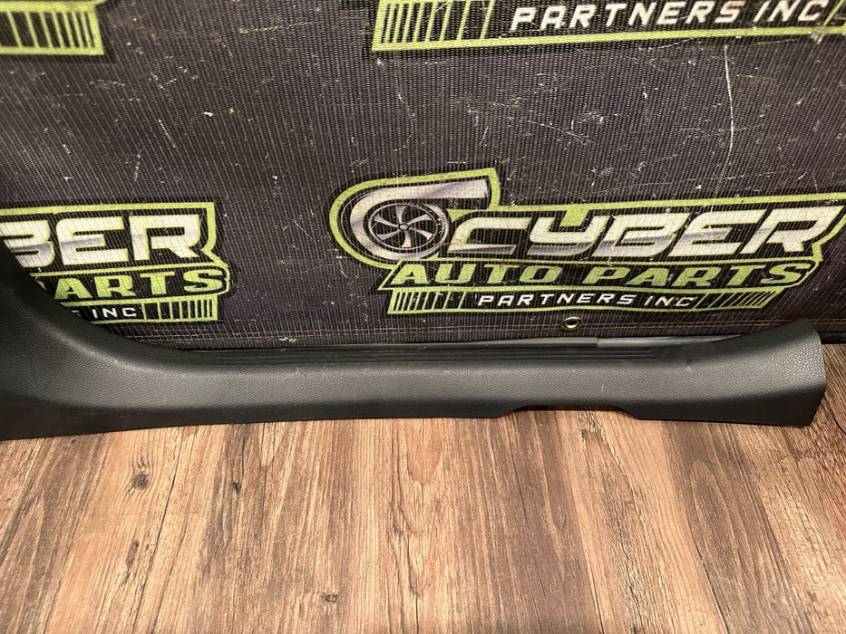 2015 MERCEDES BENZ C63S AMG EDITION 1 FRONT RIGHT DOOR SILL SCUFF PANEL OEM READ