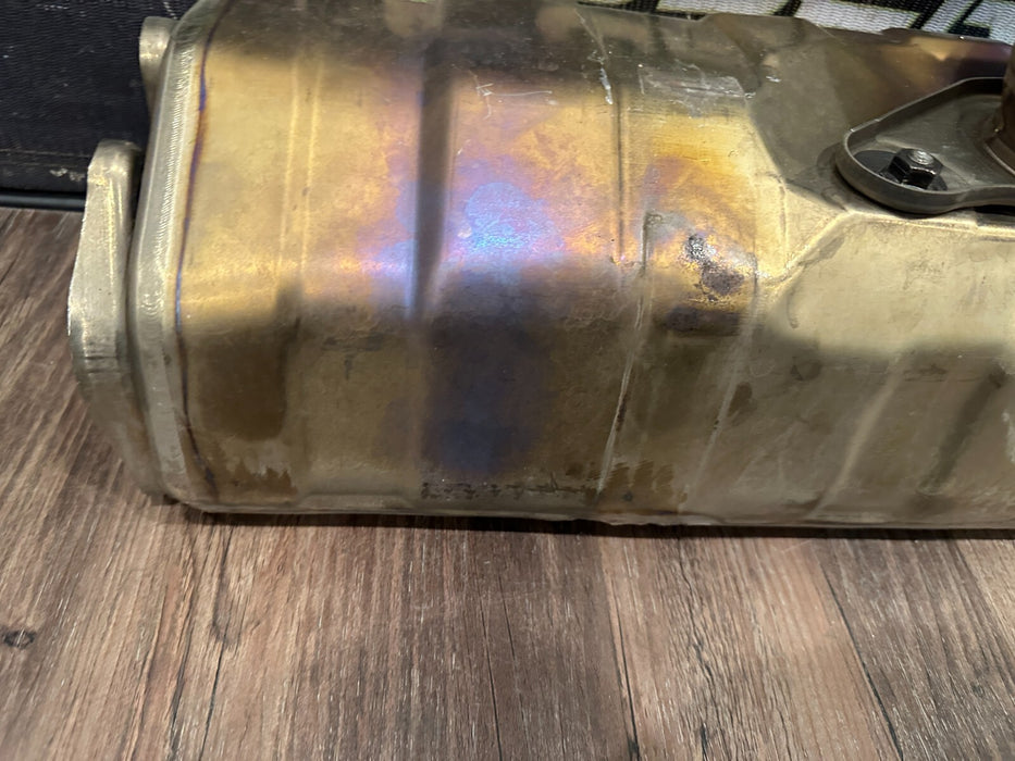 2017 2018 2019 PORSCHE 911 GT3 CENTER EXHAUST MUFFLER W/ TIPS OEM 991 111 027 90