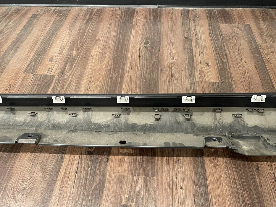 2019 MERCEDES-BENZ E63S AMG PASSENGER RIGHT SIDE SKIRT COMPLETE OEM *992*