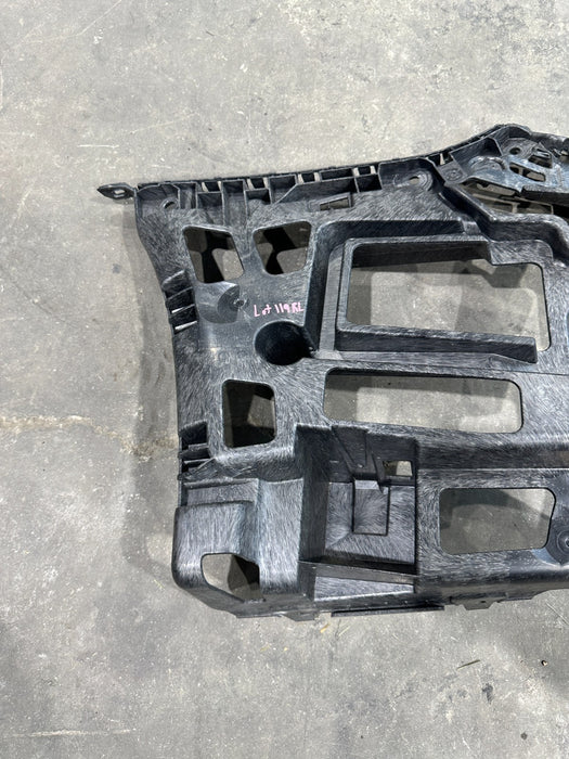 2024 BMW M3 M4 G80 G82 REAR LEFT BUMPER CORNER BRACKET OEM 8069445