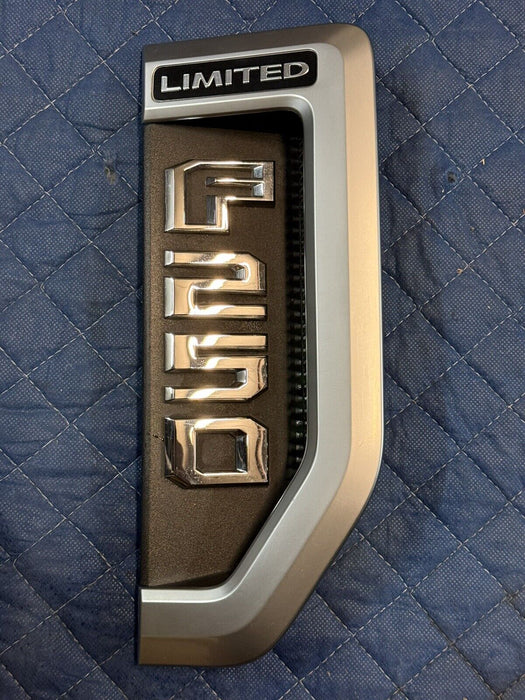 2017-2019 FORD F250 LIMITED CHROME PASSENGER RIGHT FENDER EMBLEM BADGE OEM