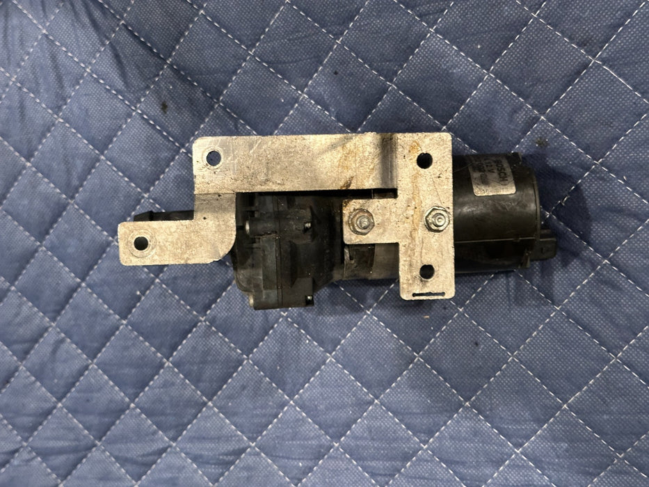 2014 AUDI R8 BOSCH ENGINE AUXILIARY WATER PUMP 0 392 022 002