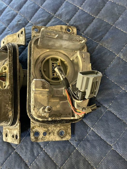 2017 2019 2019 FORD F250 F350 F450 LEFT RIGHT TAIL LIGHT BLIND SPOT BRACKETS