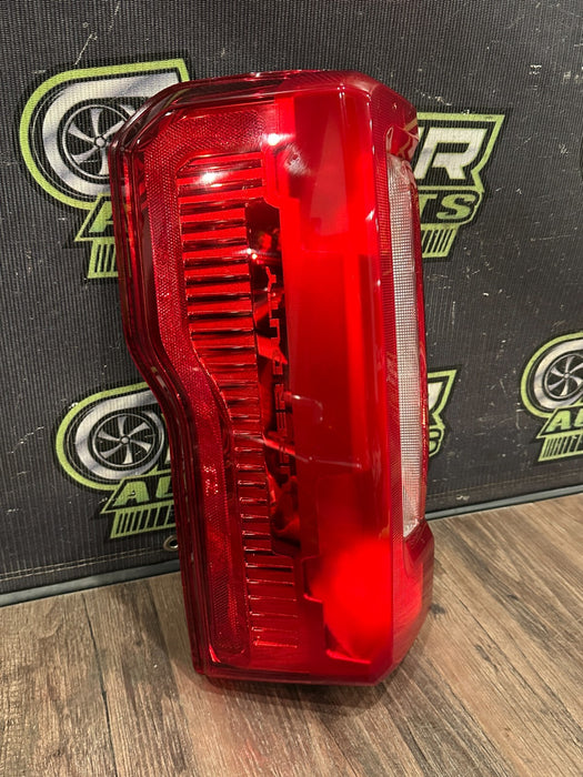 2024 FORD F250 F350 SUPER DUTY DRIVER LEFT HALOGEN TAIL LIGHT OEM