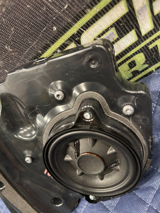 2018 AUDI R8 SPYDER PLUS RIGHT PASSENGER SIDE DOOR SPEAKER 4S0 035 305 4S0035305