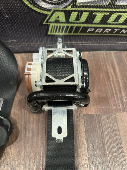 2017 NISSAN TITAN XD RESERVE FRONT PASSENGER RIGHT SEATBELT OEM