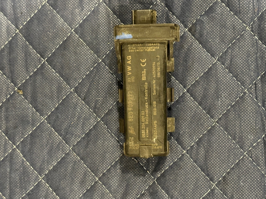 2012 AUDI R8 TPMS TIRE PRESSURE MONITORING SENSOR SYSTEM OEM 8E0 907 277