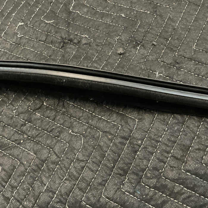 2017-2022 FORD F250 F350 F450 FRONT RIGHT OUTER DOOR BELT WEATHERSTRIP OEM