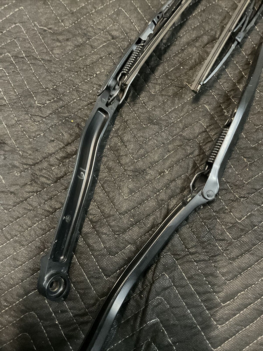 2014 NISSAN 370Z CONVERTIBLE WINDSHIELD WIPERS OEM 2009-2020