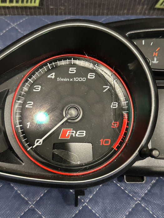 2014 AUDI R8 V10 SPEEDOMETER AUTO INSTRUMENTAL GAUGE CLUSTER OEM ~READ~