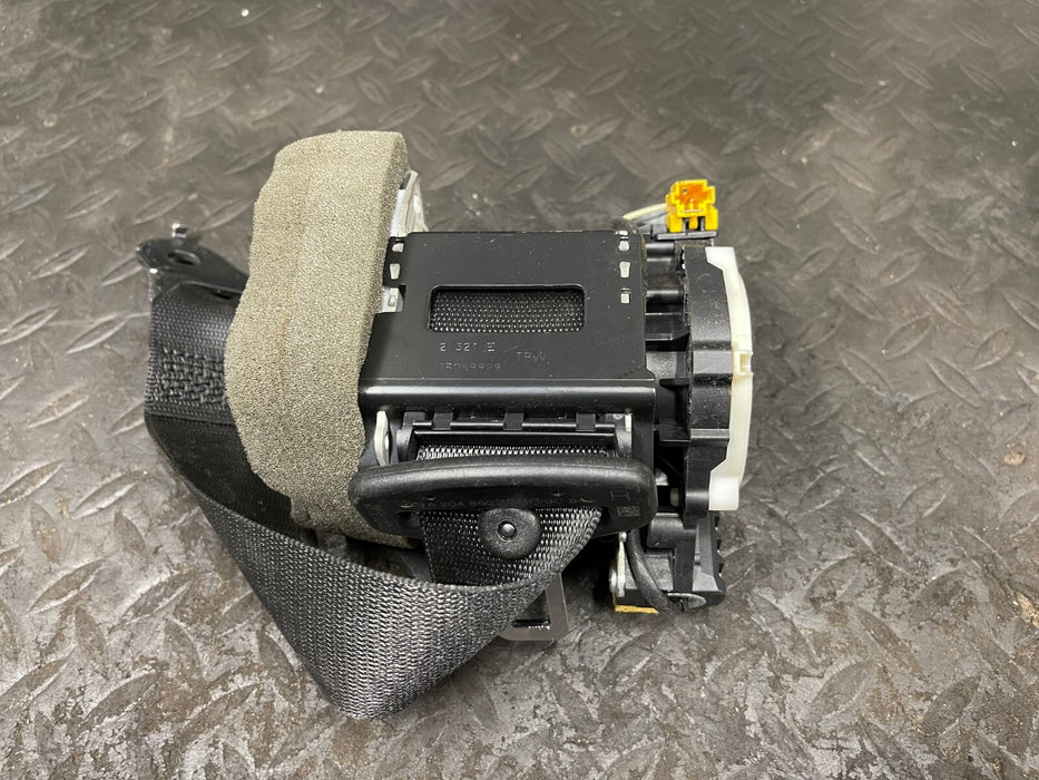 2013 MERCEDES C300 W204 REAR OUTER SEATBELT RETRACTOR PAIR OEM