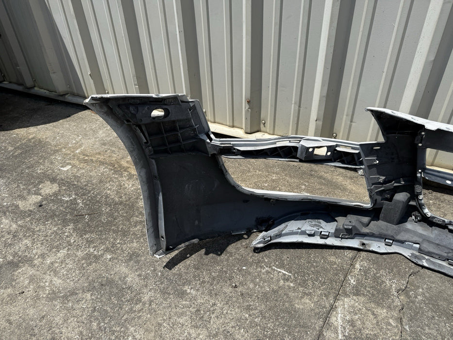 2014 2015 AUDI R8 FRONT BUMPER COVER ASSEMBLY OEM *DAMAGE*