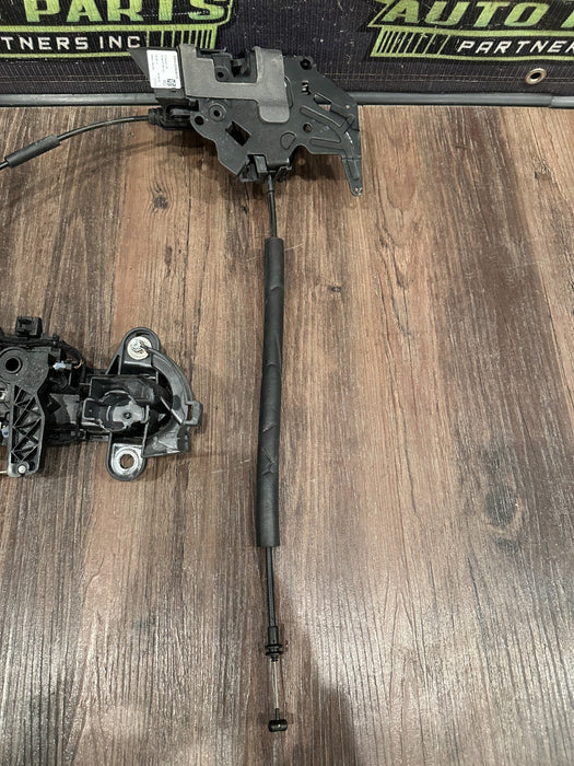 2015 JAGUAR F TYPE PASSENGER RIGHT DOOR LOCK LATCH ASSEMBLY W HANDLE OEM