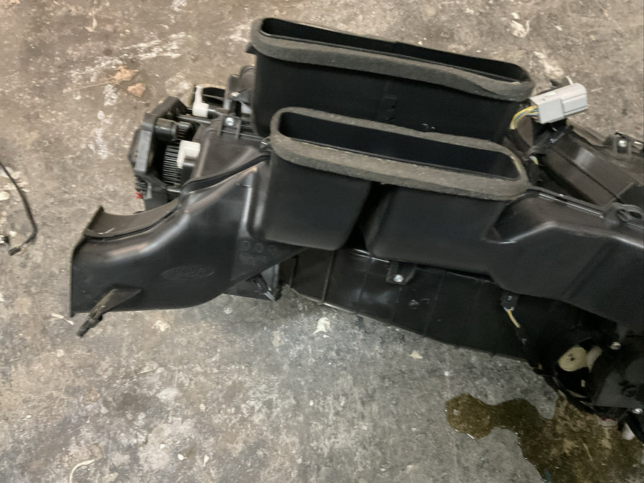2020 2021 FORD F250 F350 DIESEL 6.7L HEATER CORE BOX HVAC OEM LC3H-19B555