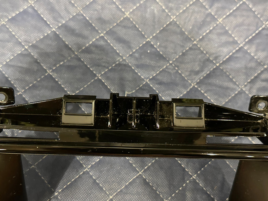 2015 JAGUAR F TYPE RADIO DISPLAY SCREEN SURROUND BEZEL TRIM EX53 19F211 CE