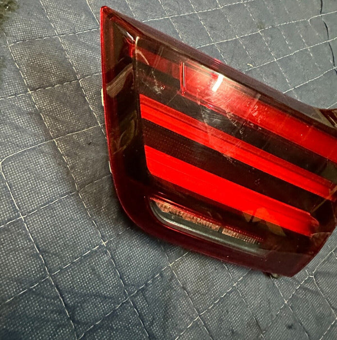 2015-2020 BMW M4 F82 COUPE RIGHT PASSENGER INNER TRUNK TAIL LIGHT 63219491590