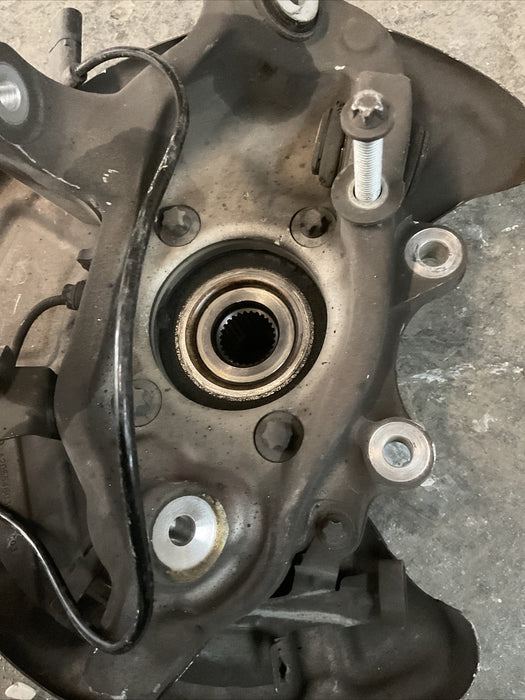 2017 MERCEDES C63 AMG W205 REAR LEFT DRIVER SPINDLE KNUCKLE HUB BEARING OEM